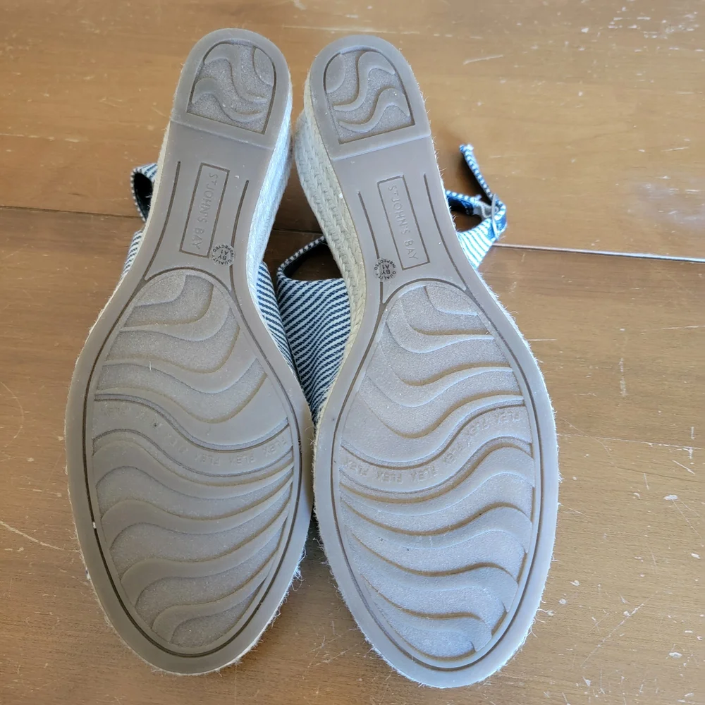 St John's Bay Blue Striped Lawson Wedge Open Toe Sandals Size 10